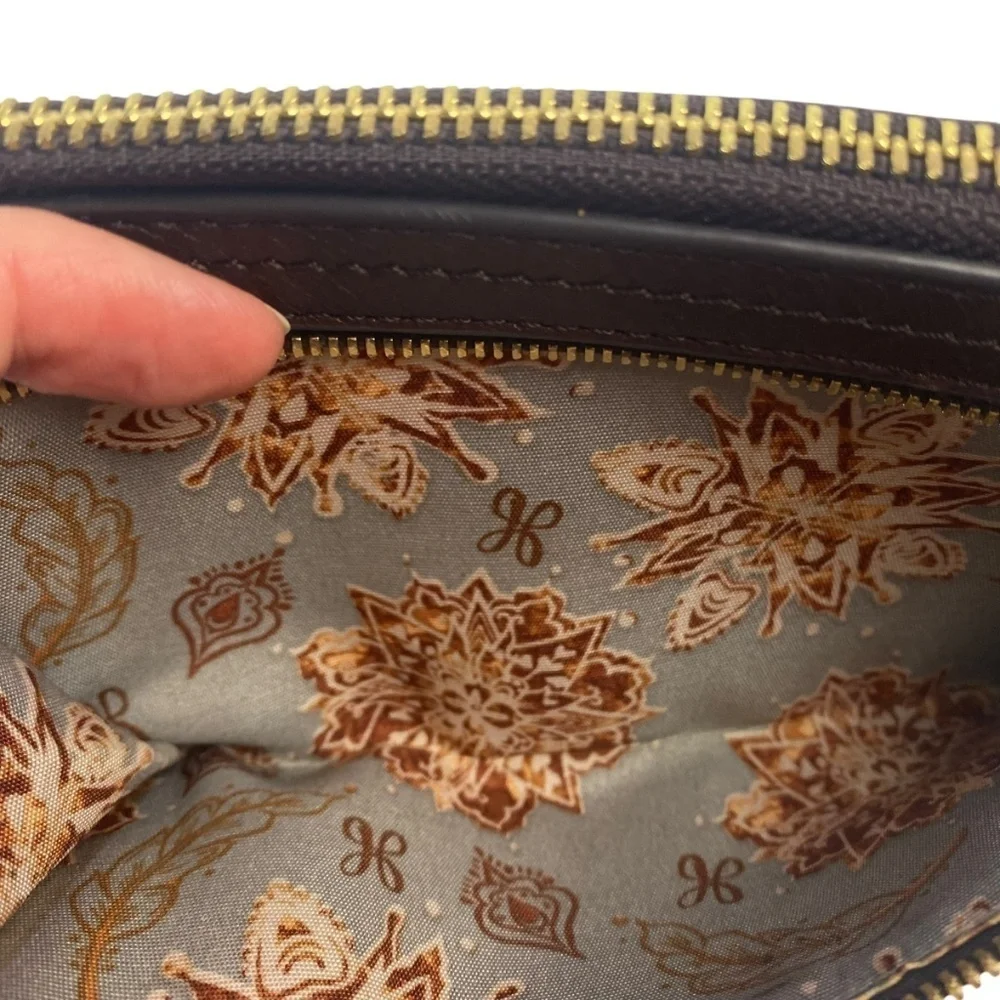 HOBO The Mila Wristlet Leather Bag Wallet in Chocolate Brown